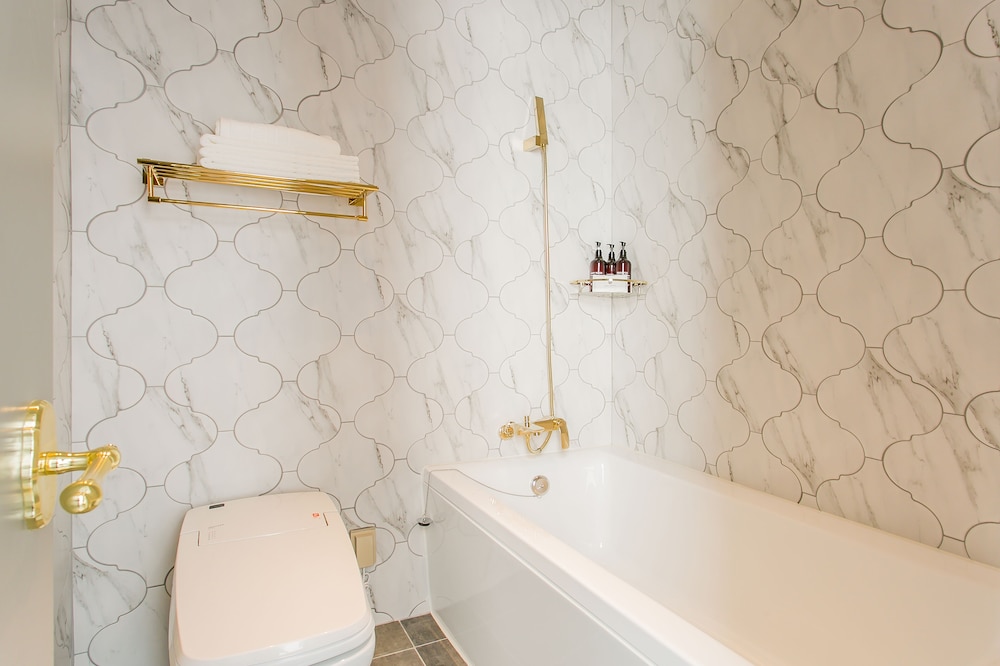 H Avenue Hotel Kondae Seongsu 25/26