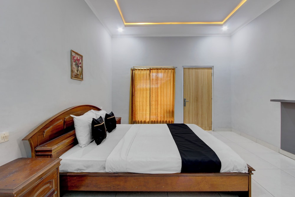 Oyo 3934 Hotel Istana Syariah Ex Istana Pekalongan 22/50