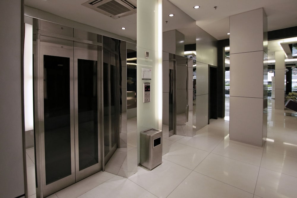 Hotel 99 Pudu 66/66