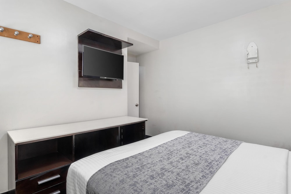 جناح عائلي بسريرين كوين، Surestay Hotel By Best Western Beverly Hills West 10/17
