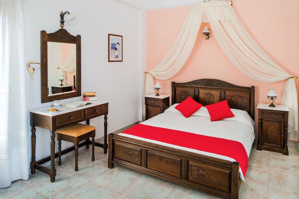Astir Thira 11/57