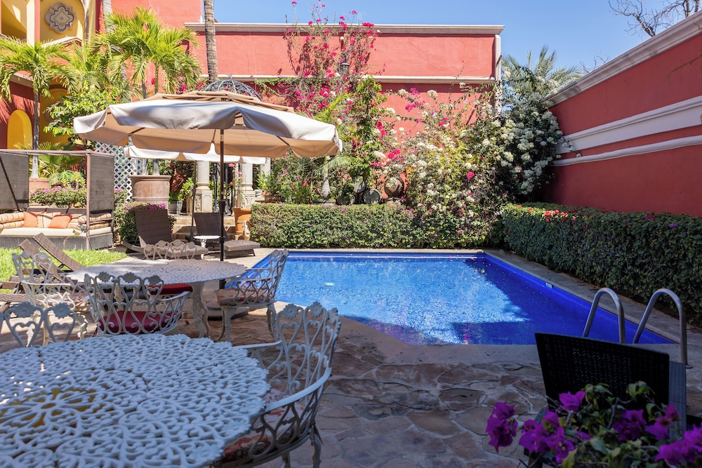Collection O Casa Bella Hotel Boutique 25/50