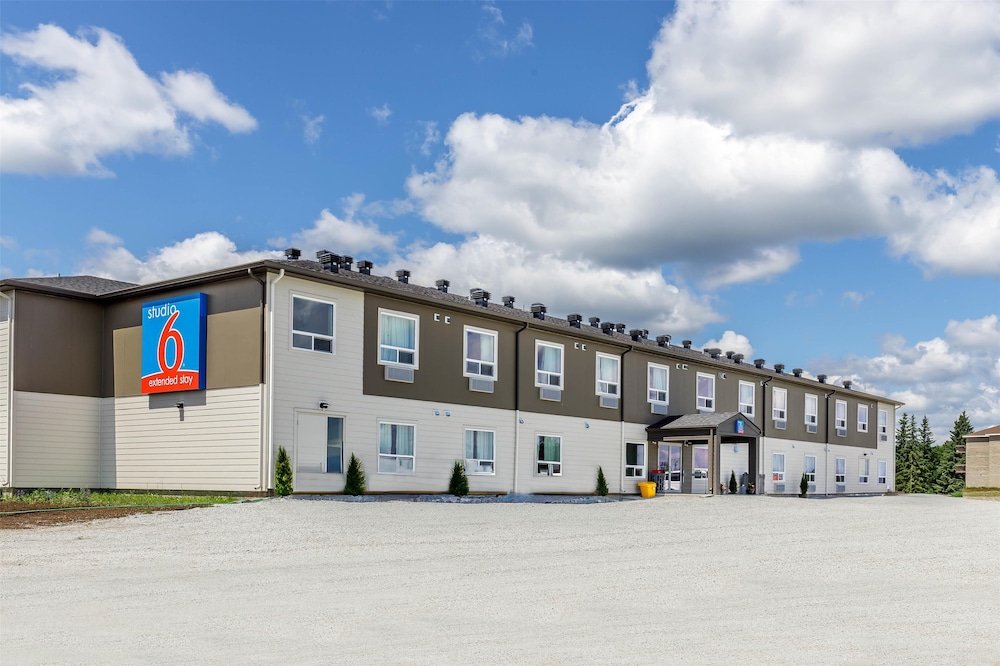 Studio6 Hornepayne, ON 50/57