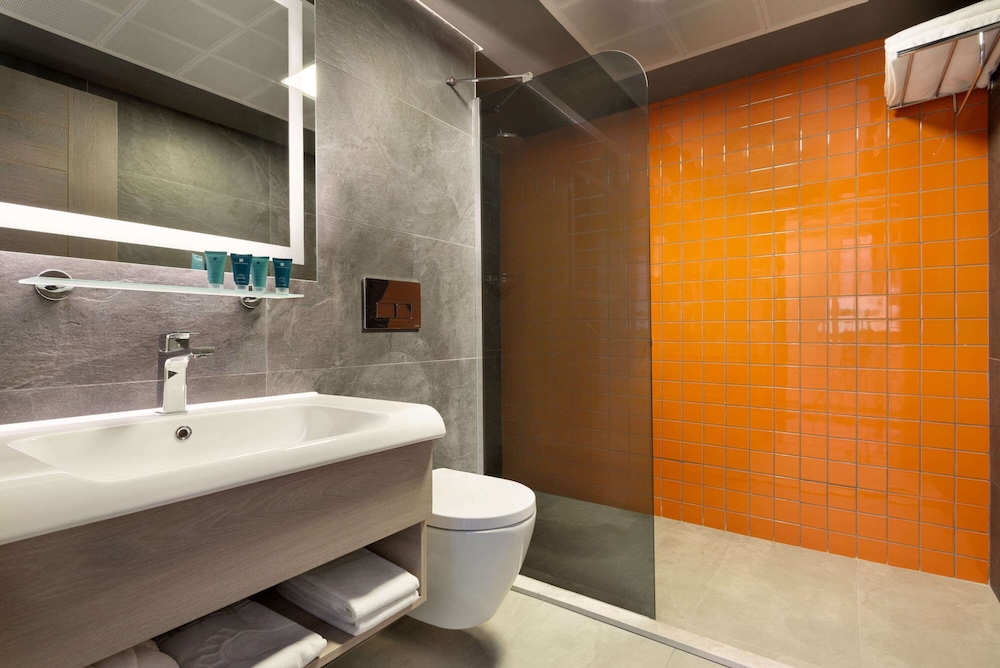 Days Hotel by Wyndham Ankara Cankaya 53/57