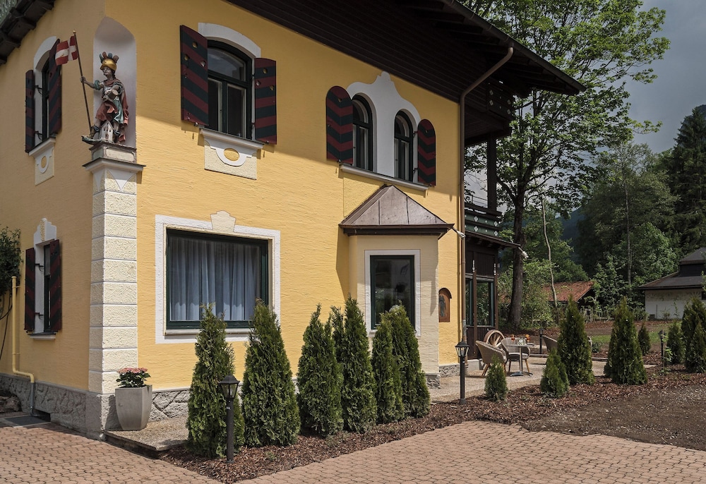 Villa Ludwig Suite Hotel 3/50
