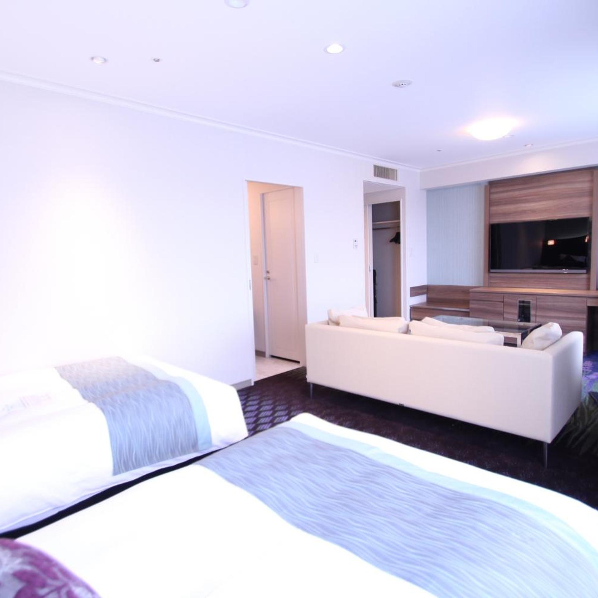 Luxury, Twin Beds, Premier Floor