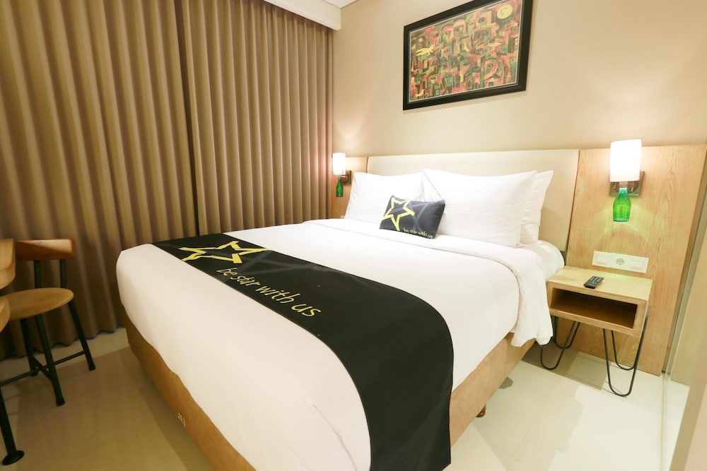 Yellow Star Hotel Gejayan 17/51