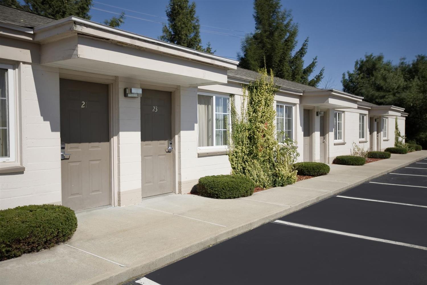 Americas Best Value Inn Albany East Greenbush 8/8