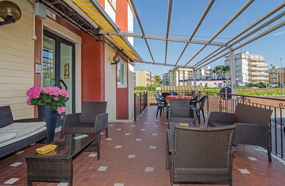 HOTEL LAURIN 36/46