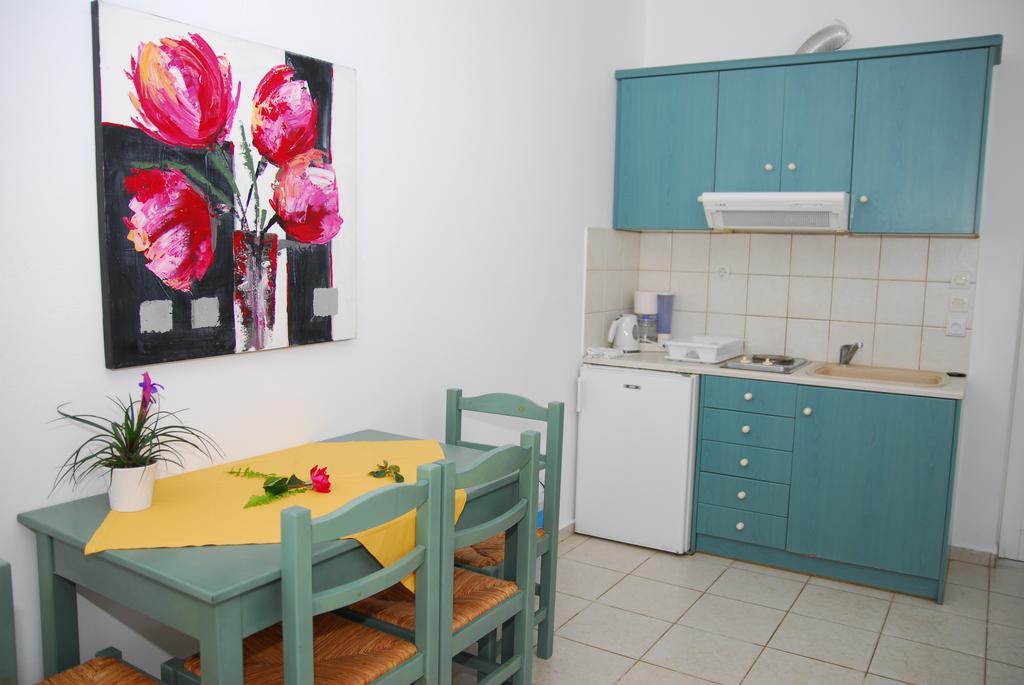 Elpis Studios And Apartments 29/50