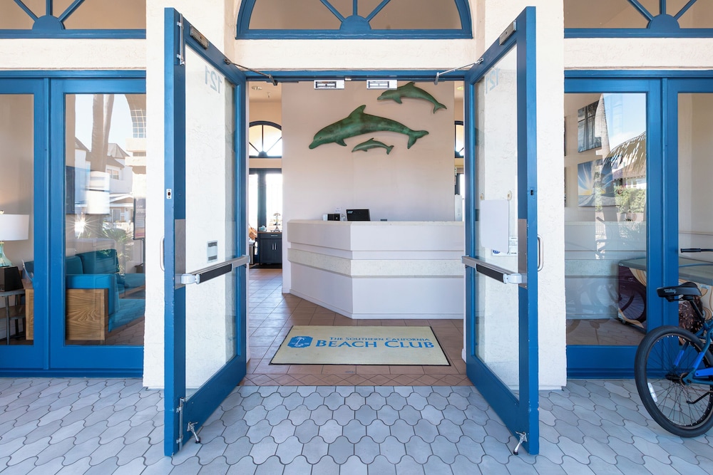 Southern California Beach Club 16/73