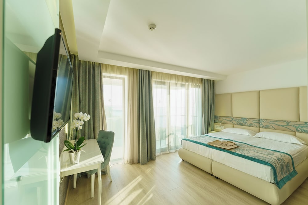Grifid Hotel Metropol 12/50