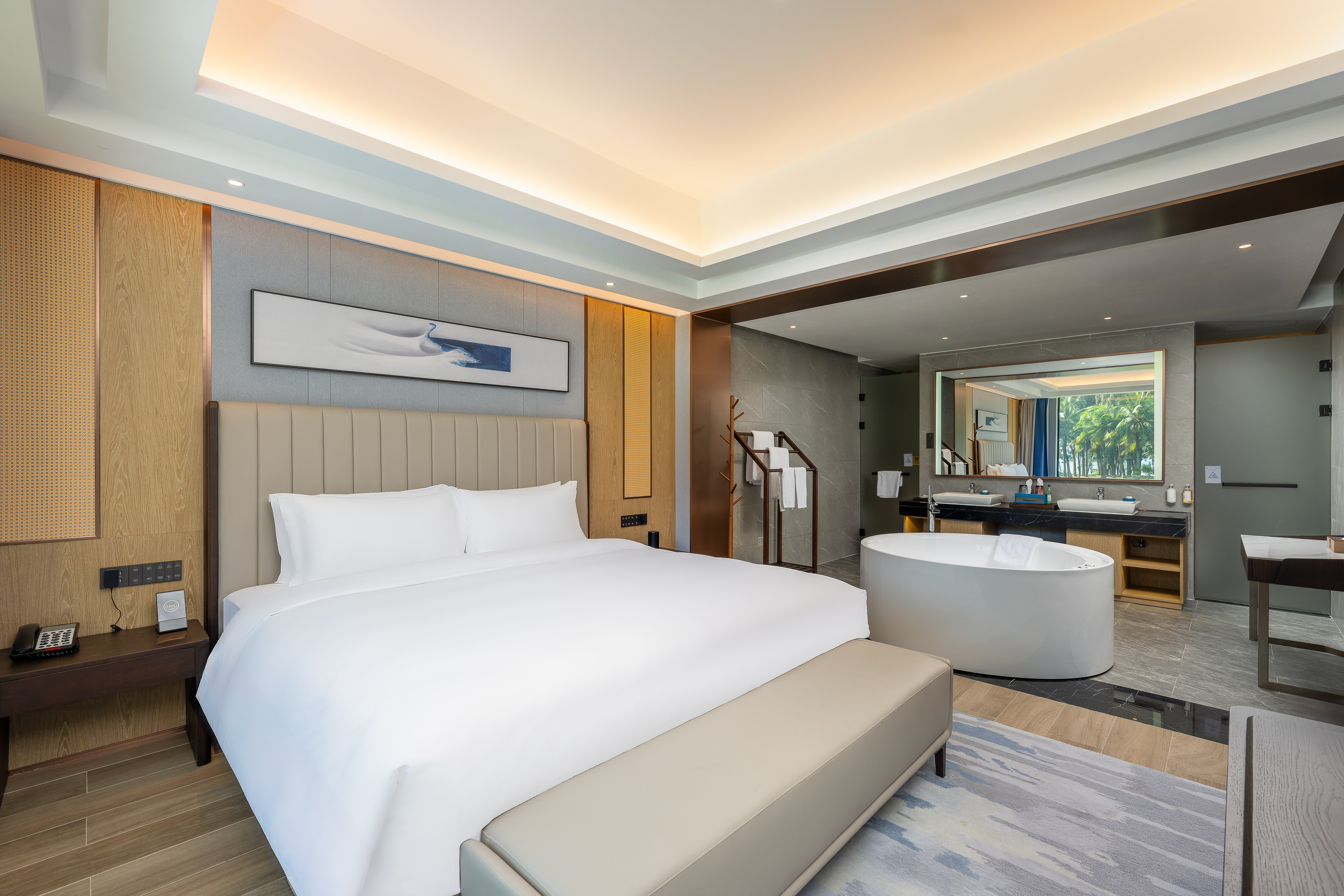2 Bedrooms, Suite, 2 King Beds, Outdoor Pool