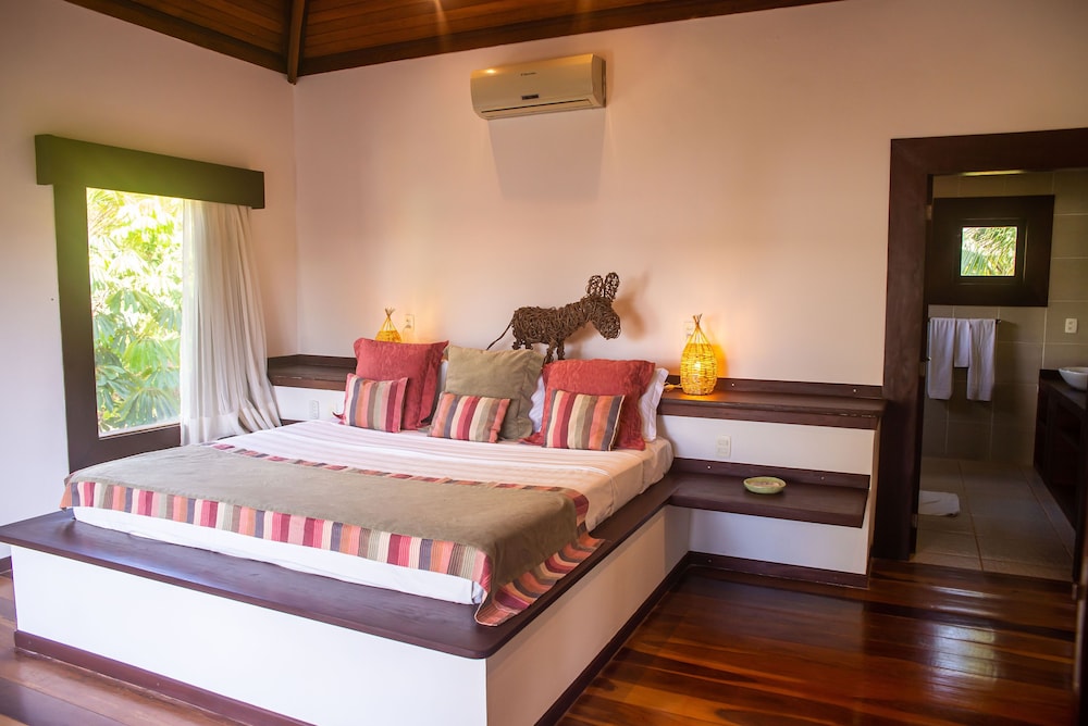 2 BEDROOMS, VILLA, GARDEN VIEW