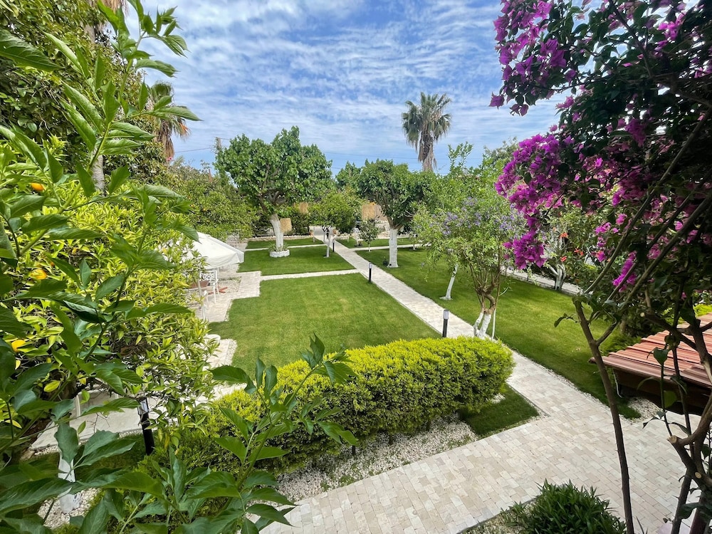 Alican Pension 20/27