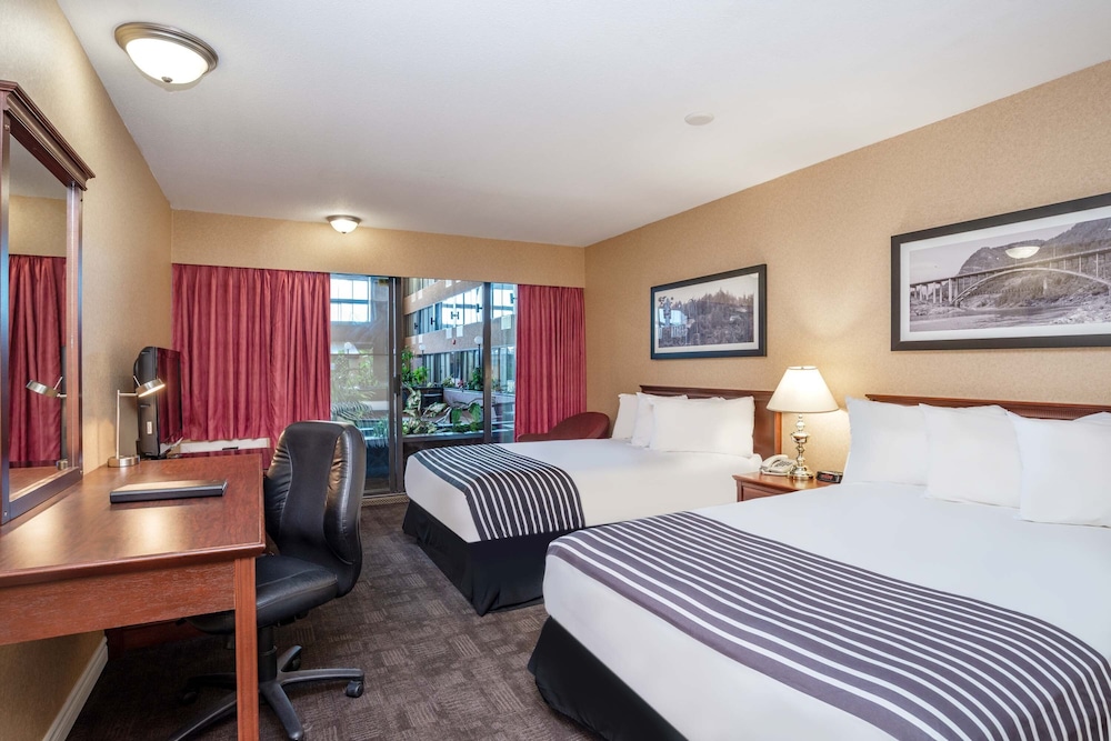 Sandman Hotel Castlegar 11/50