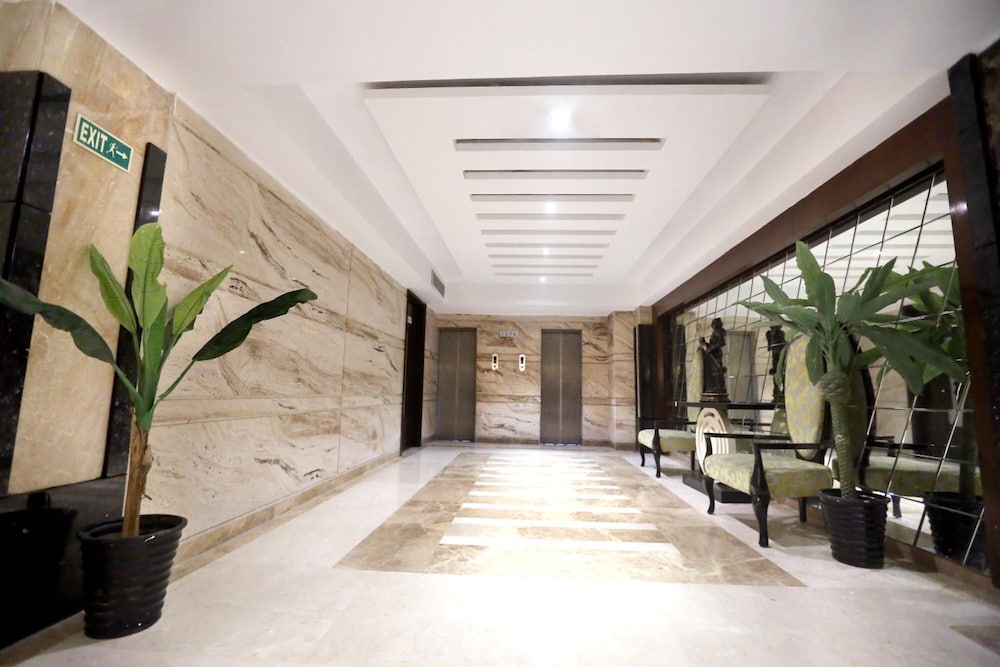 Venizia Sarovar Portico (ex Grand Venizia) 13/55
