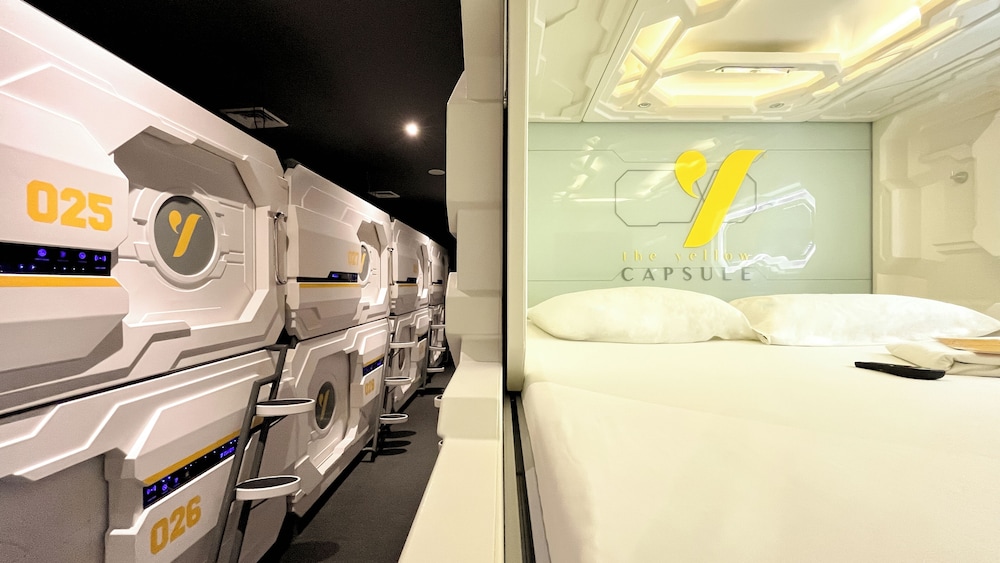 The Yellow Capsule 23/24