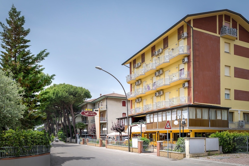 Hotel Levante 3/45