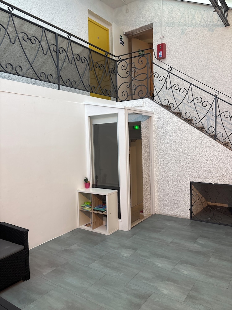 HOTEL L'ANGE COURONNÉ 2/17