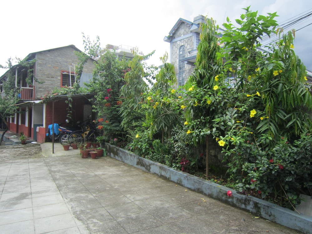 New Annapurna Guest House 46/54