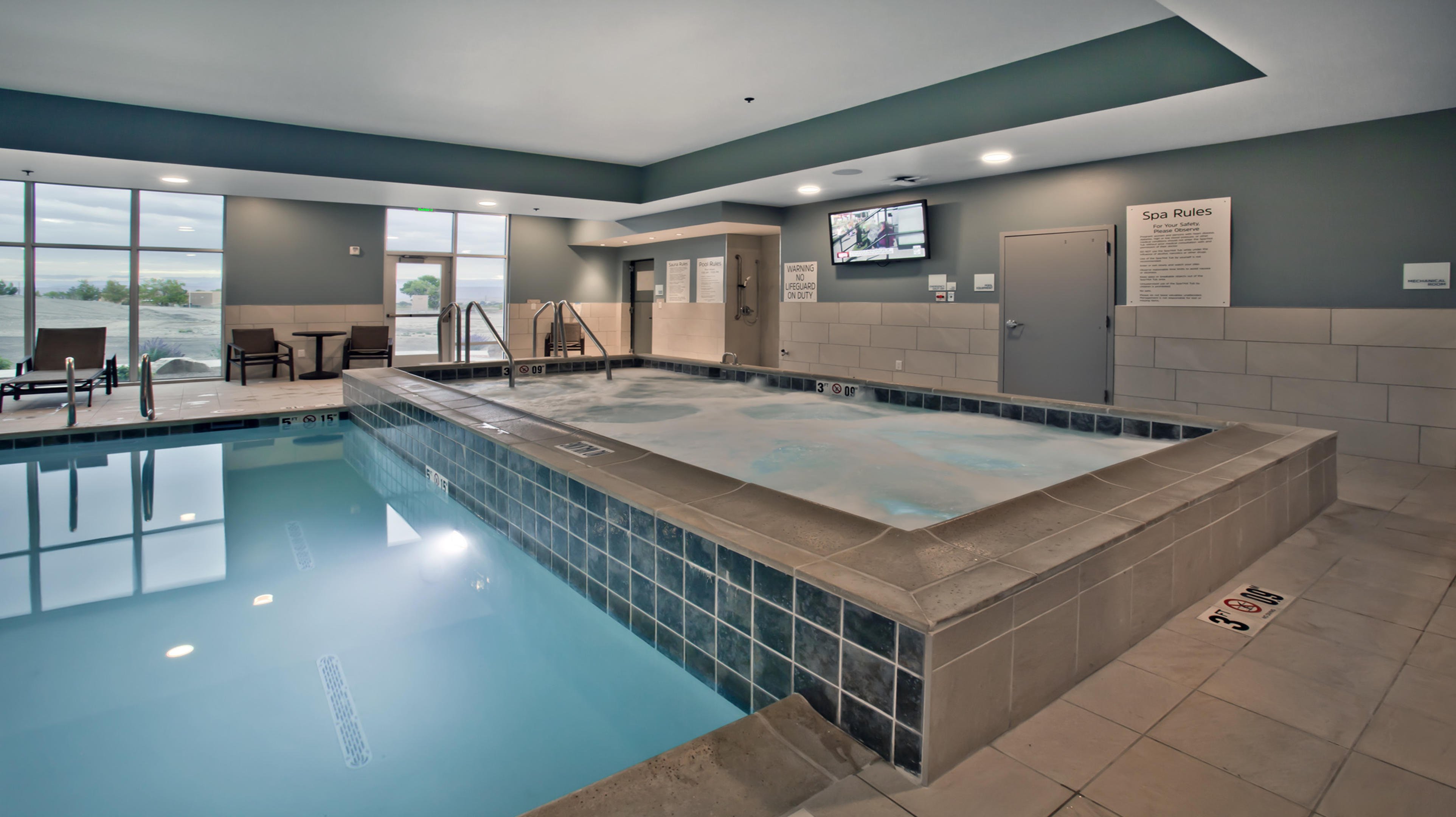 Holiday Inn Express And Suites Green River 30/67