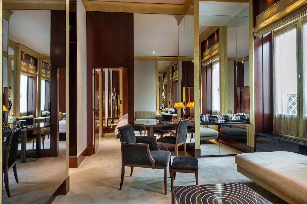 PARK HYATT PARIS VENDOME 57/71