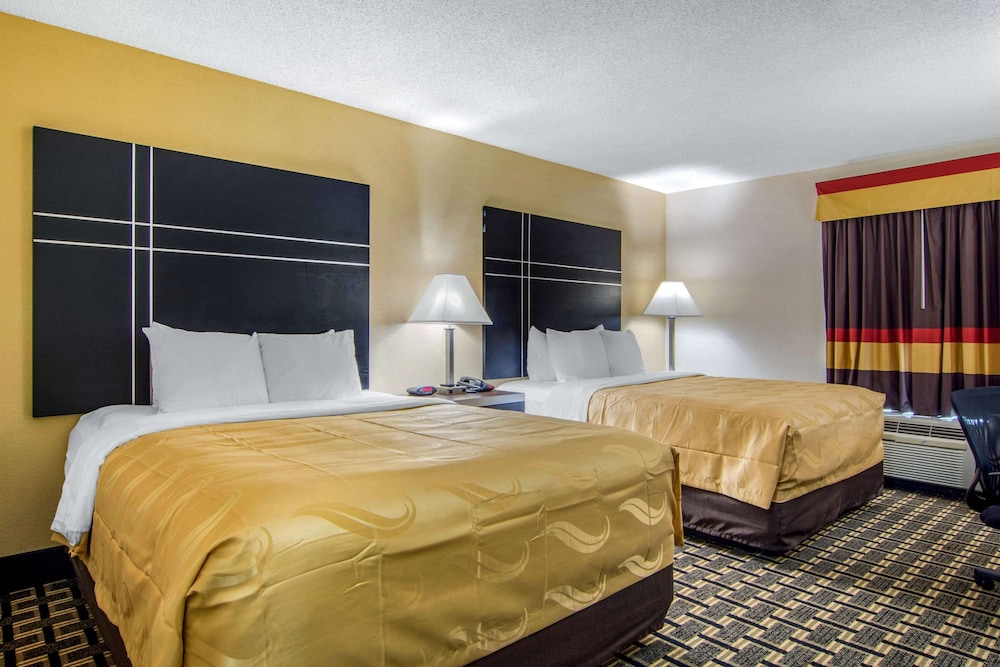 Quality Inn & Suites Union City Atlanta South 15/50