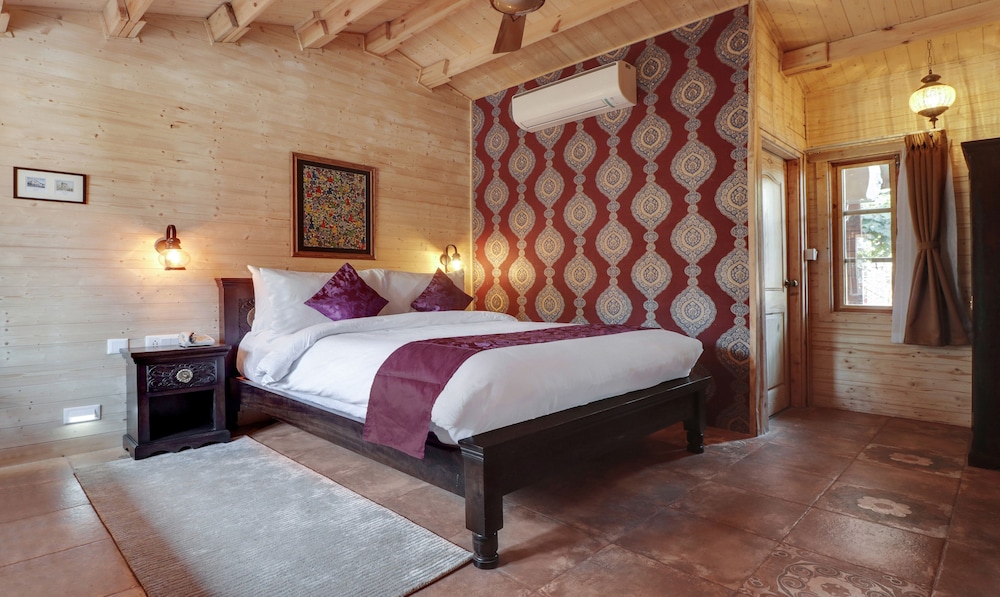 Treebo Premium Blue Mountain Country Club And Resort 15/30