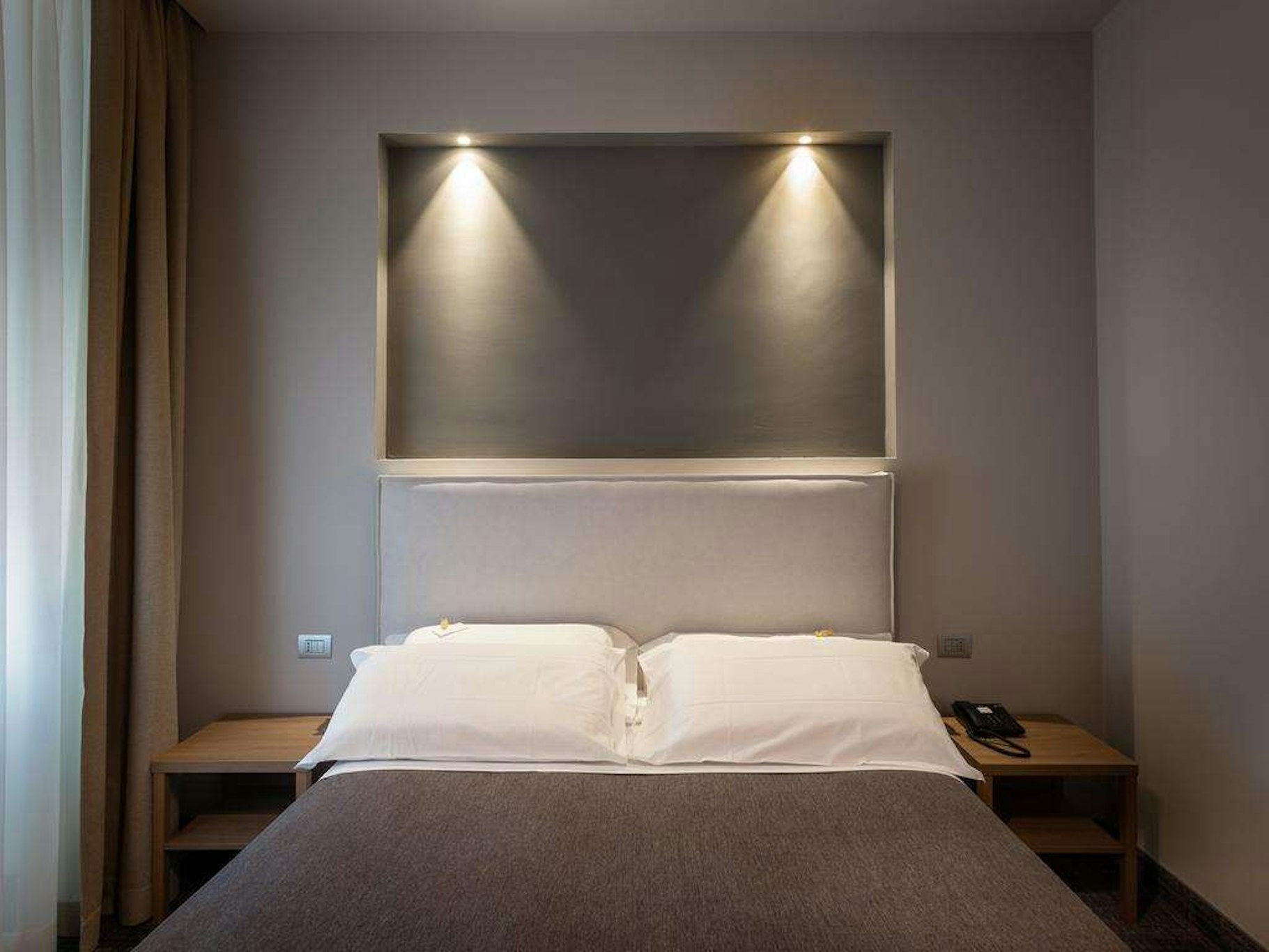 Hnn Luxury Suites 17/50