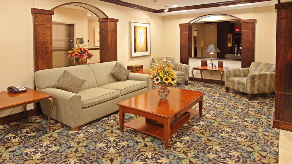 Staybridge Suites Hot Springs 34/53