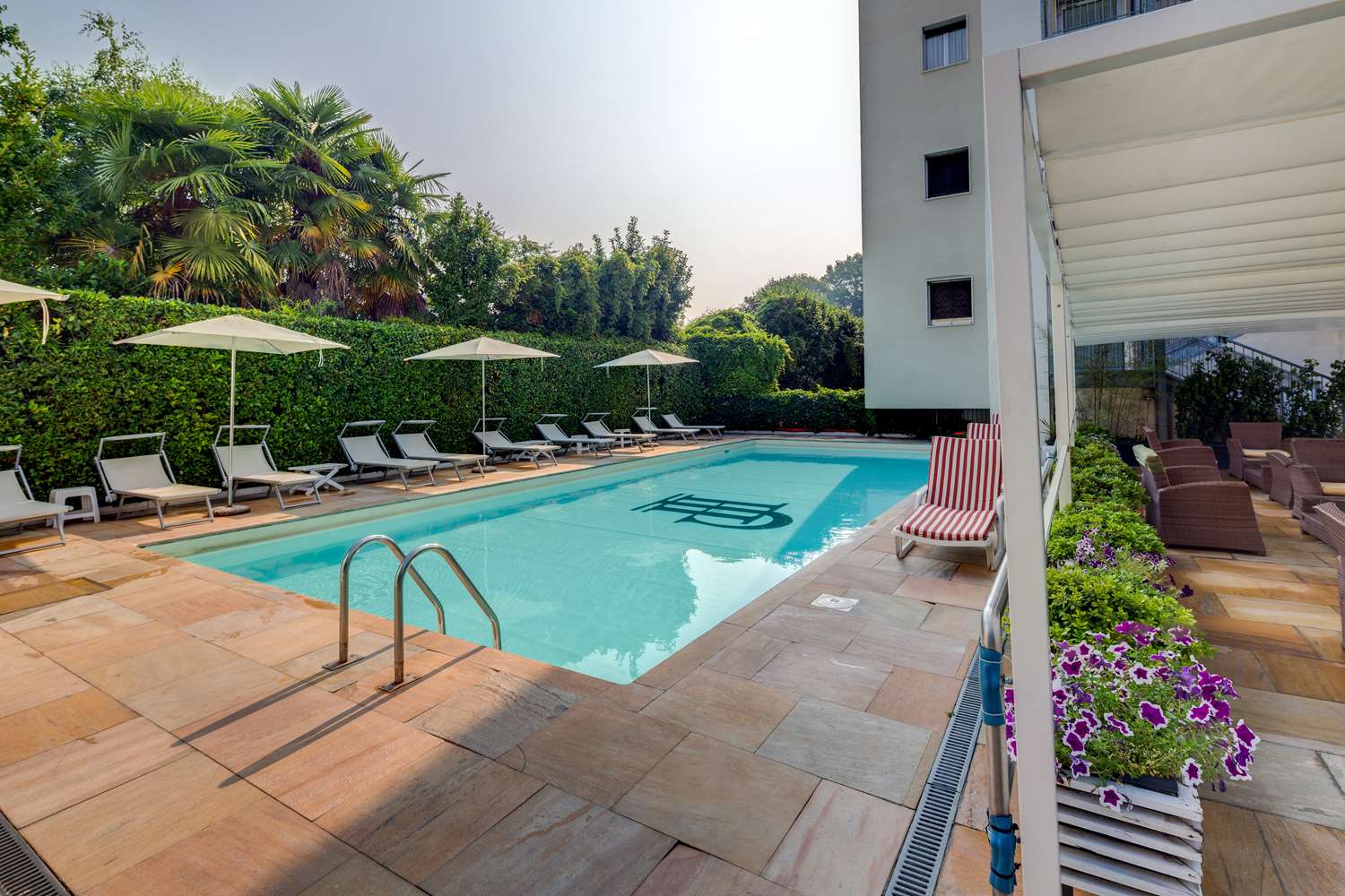 Jet Hotel Sure Hotel Collection By Best Western 35/75