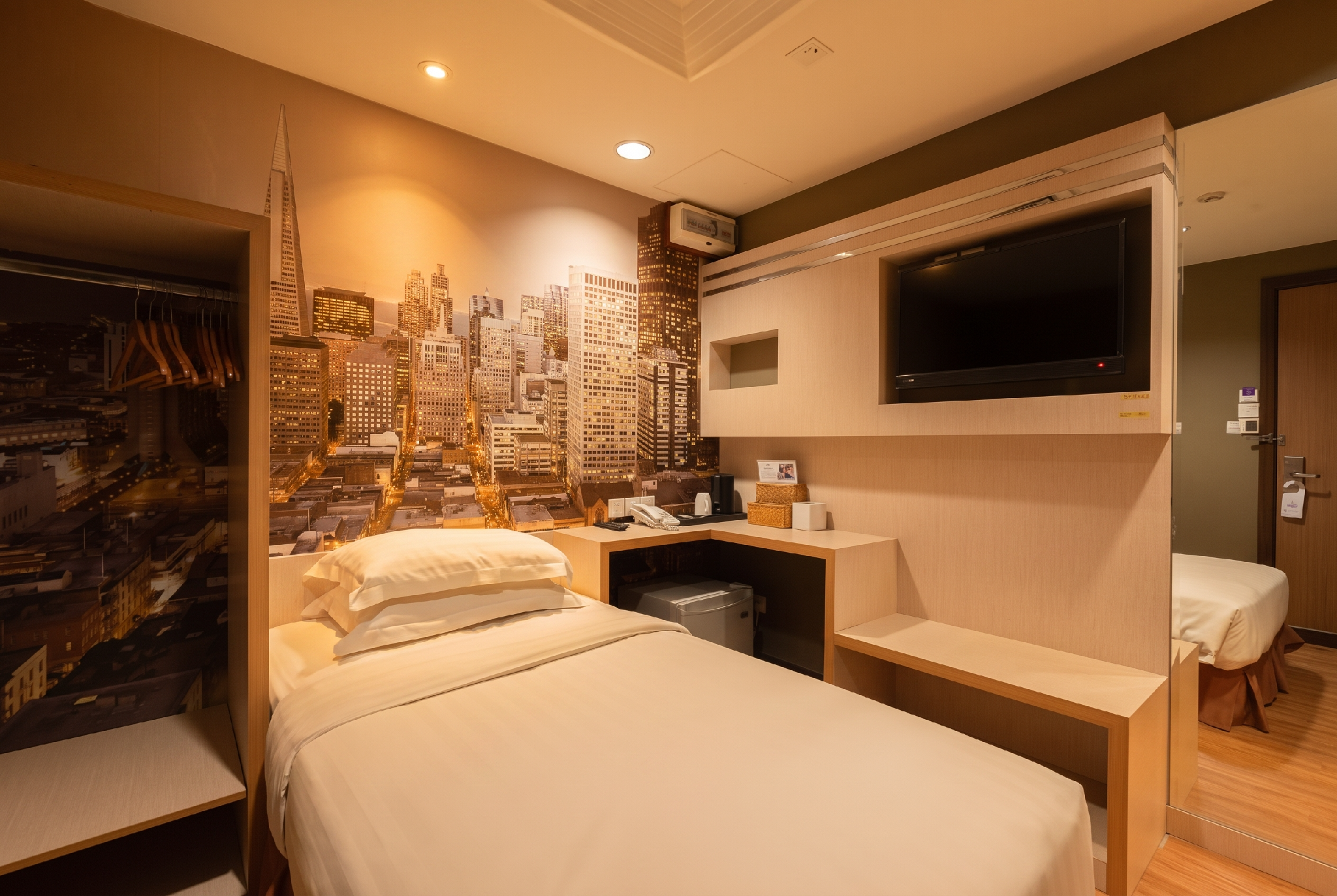 Room, Single, No Window