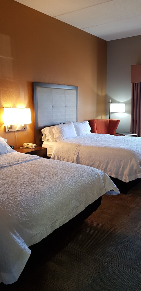Hampton Inn Pell City 14/42