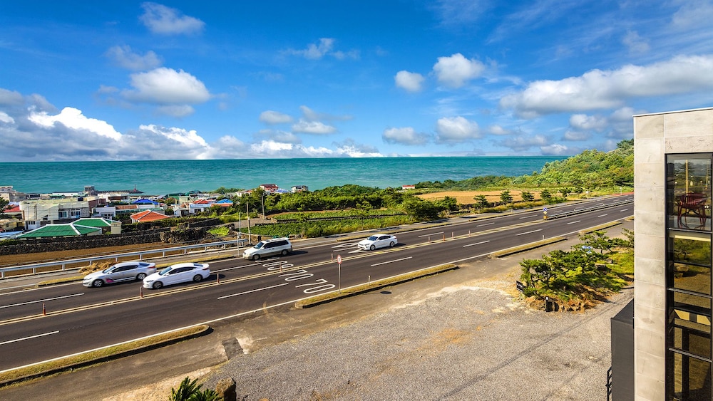 Jeju Le Mabin Pension 44/50