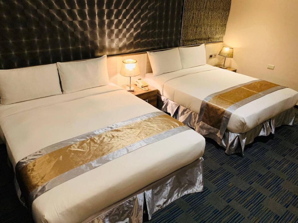 Kai Shen Sinsu Hotel 10/55