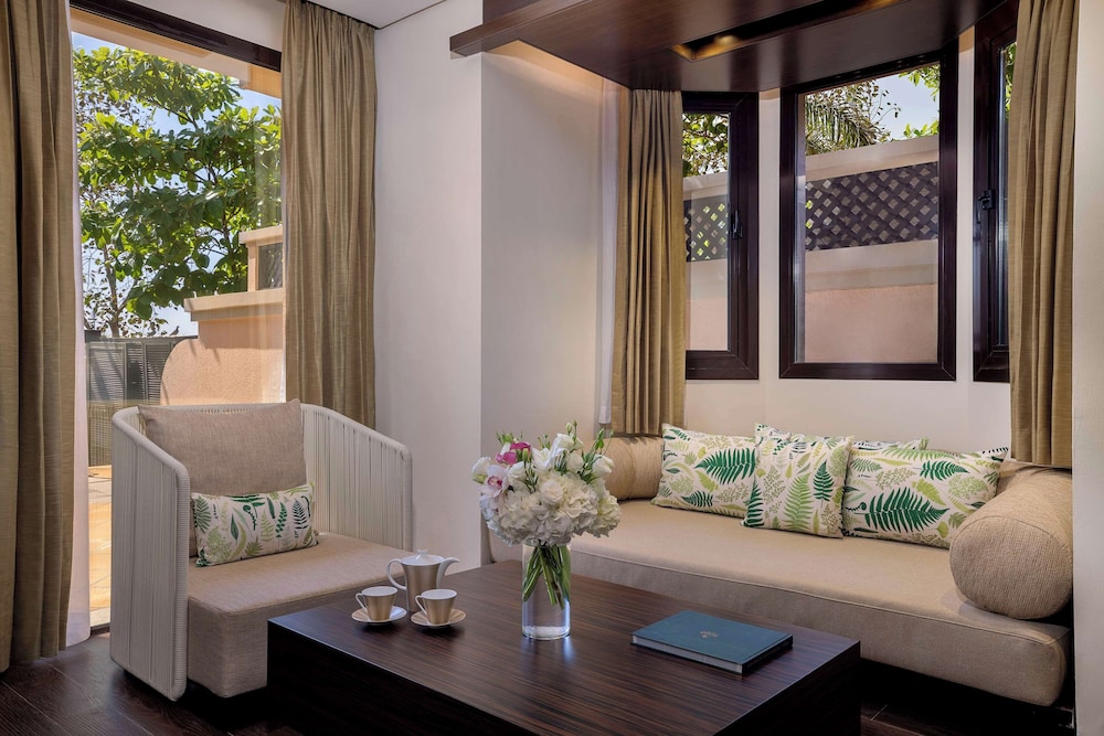 Anantara The Palm Dubai Resort 30/50