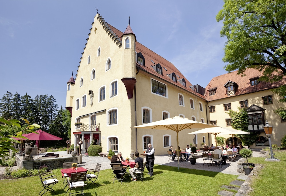 Schloss Zu Hopferau 33/38