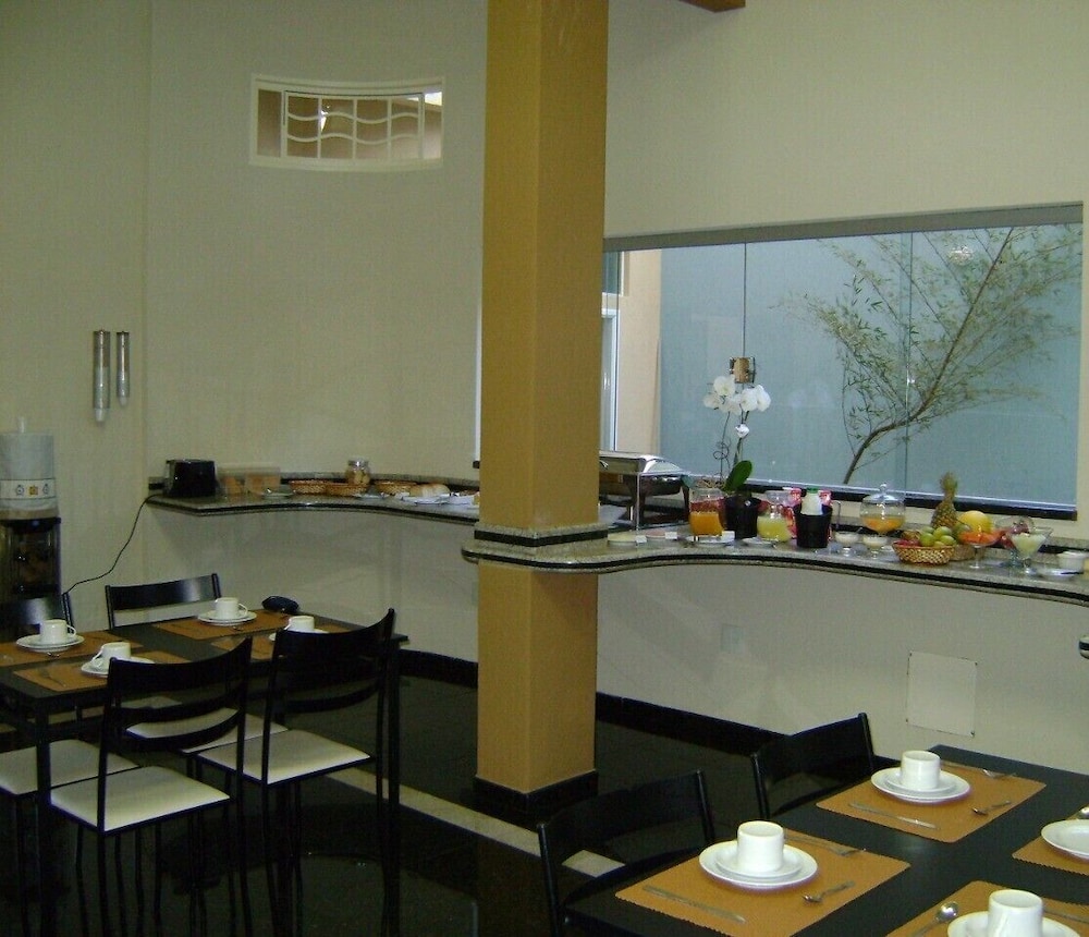 Hotel Domus Ituverava 31/41