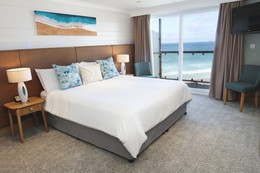 LUXURY, DOUBLE OR TWIN BED, SEA VIEW, BALCONY