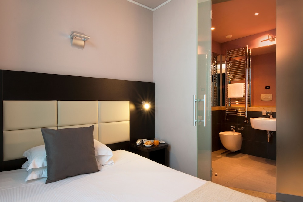 Hotel Villa Ducale Parma 11/58