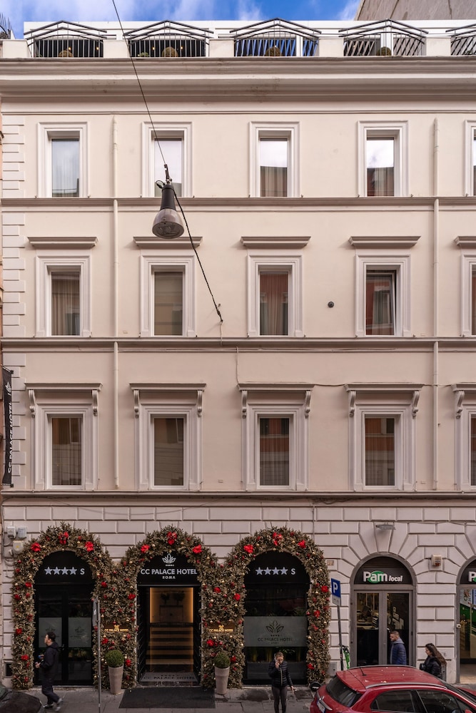 CC Palace Hotel 4/58