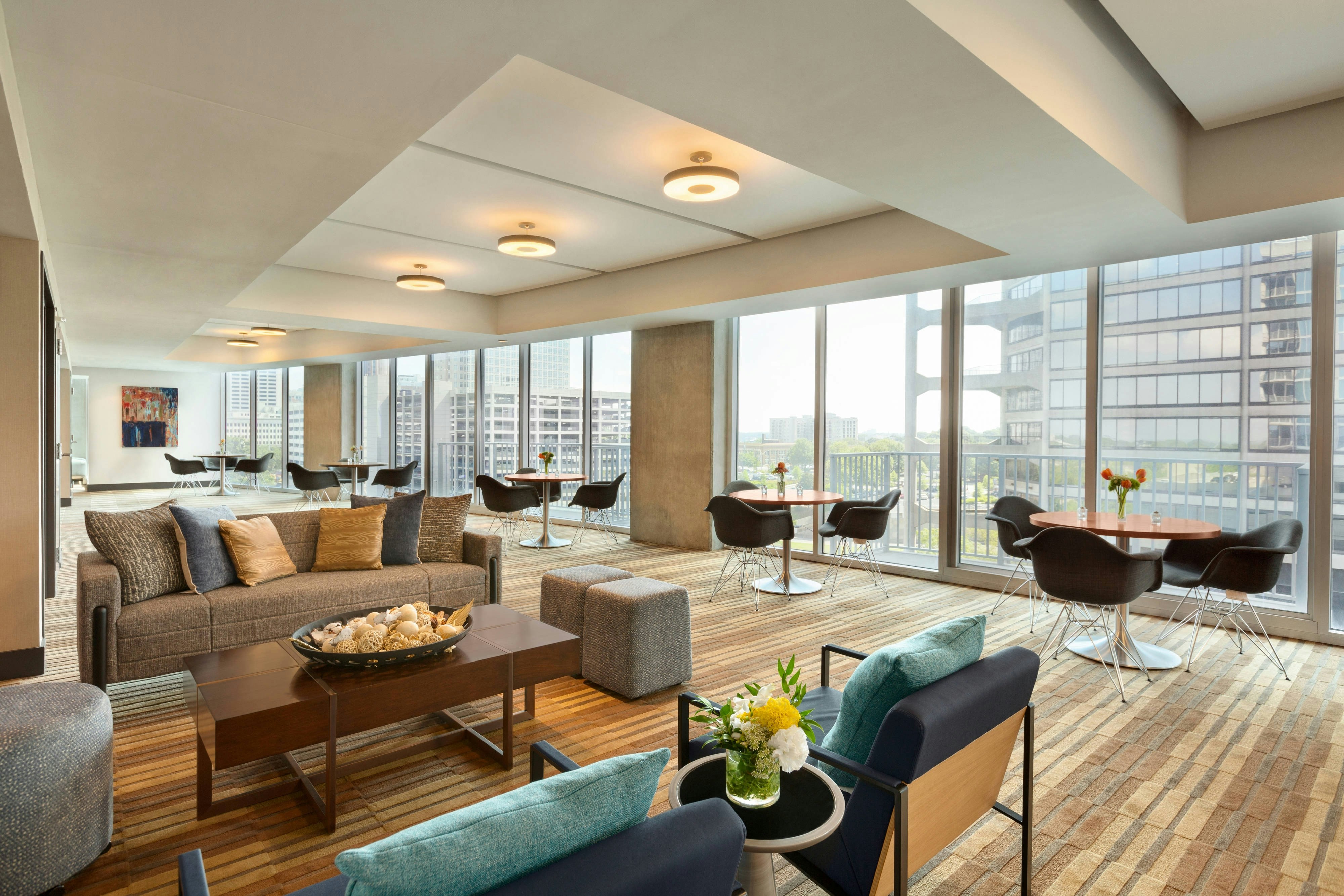 Twelve Downtown, Autograph Collection (ex. Twelve Centennial Park, Autograph Collection) 35/69