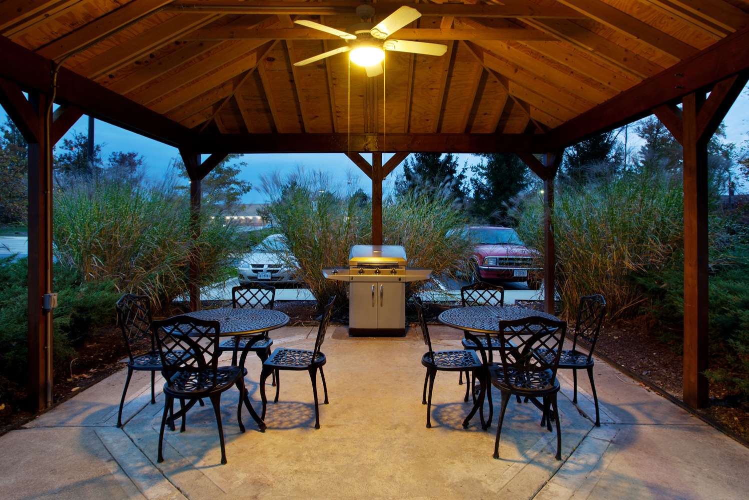 Sonesta Simply Suites Cleveland North Olmsted Airport 7/9
