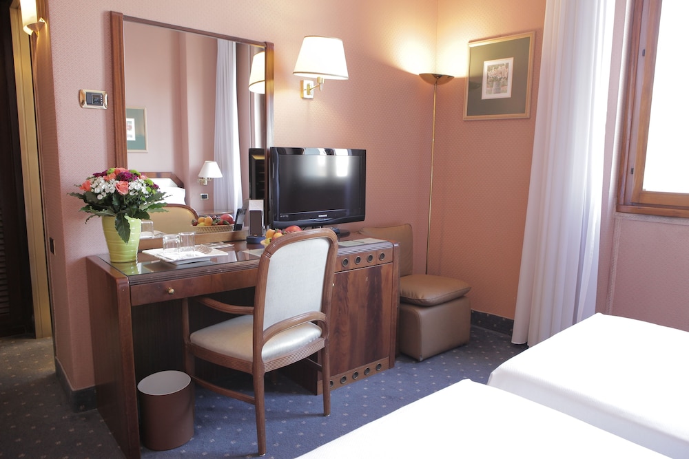 Hotel Bristol Milano 32/69