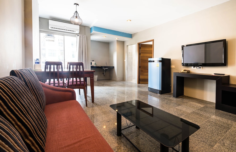 Nice Hotel Ratchada 29/40