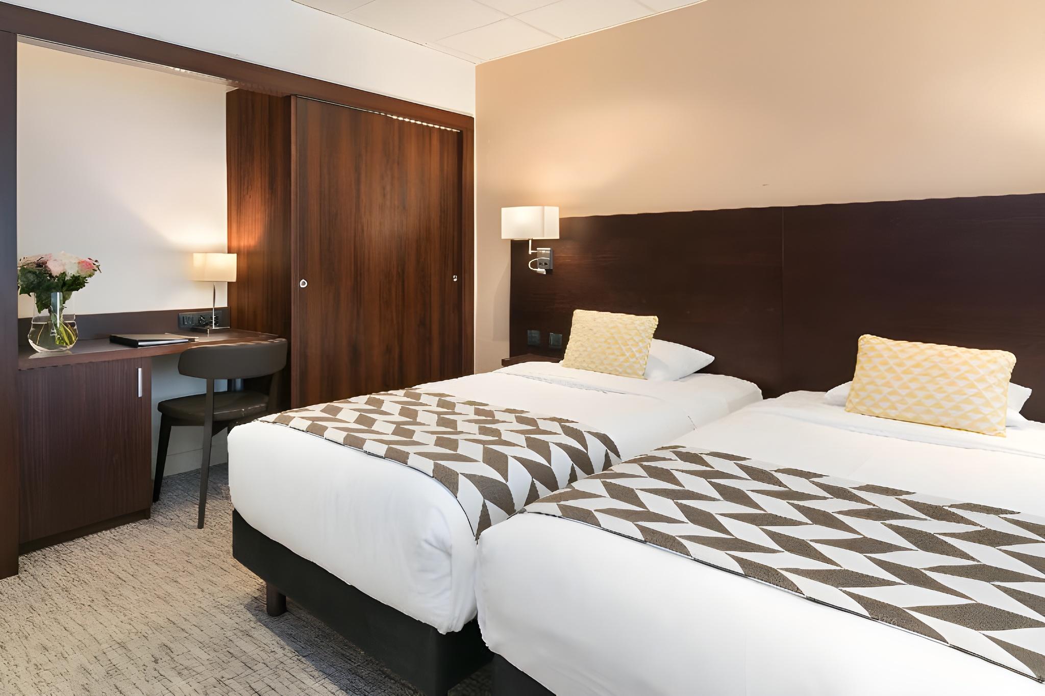 Room, King Bed