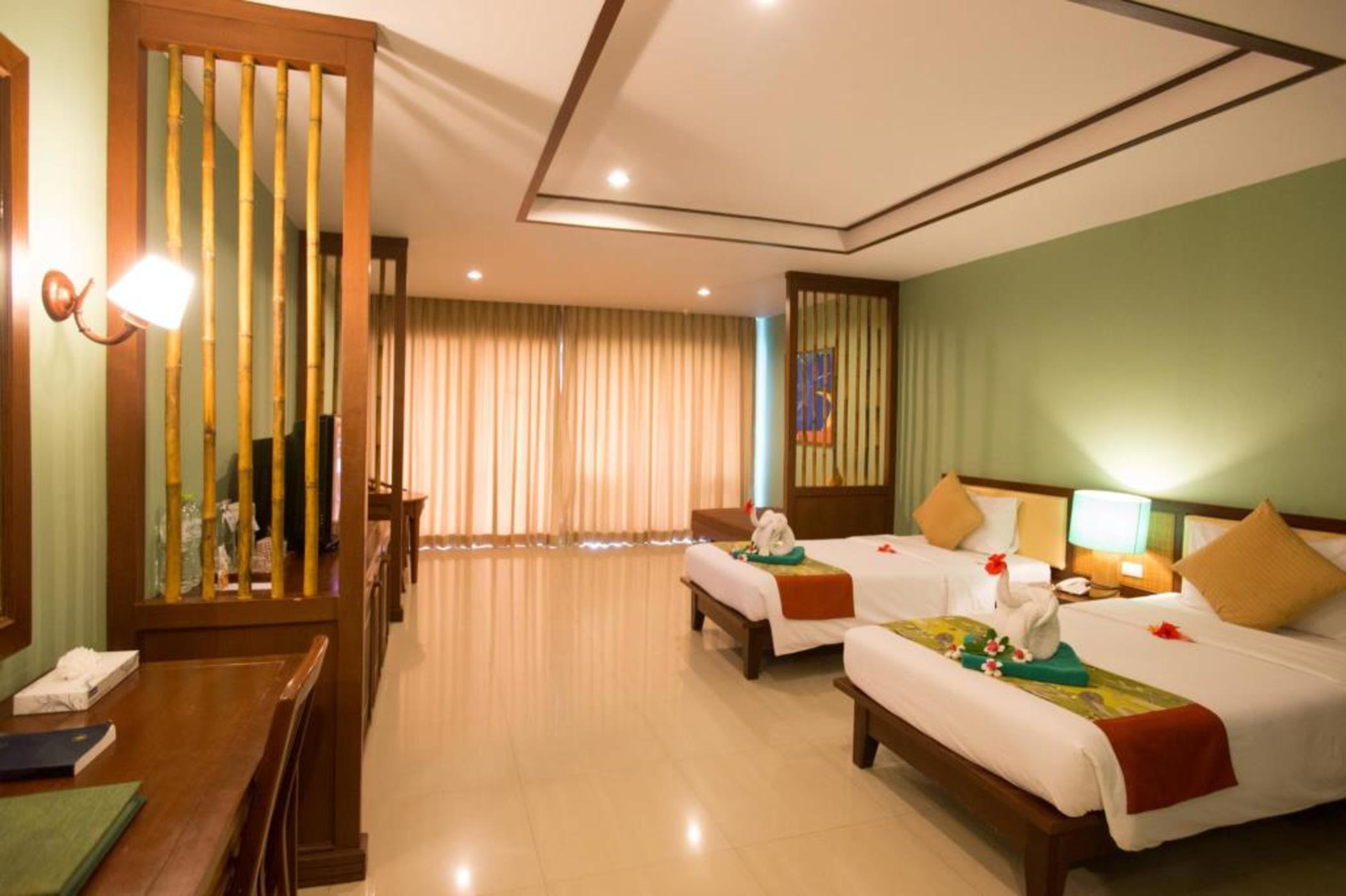Hotel and Beach Bungalow at Lanta Resort 21/55