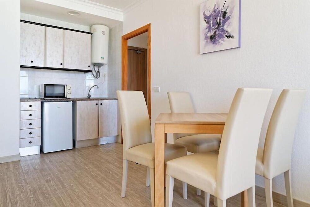 R2 Cala Millor Beach Apartment 11/50