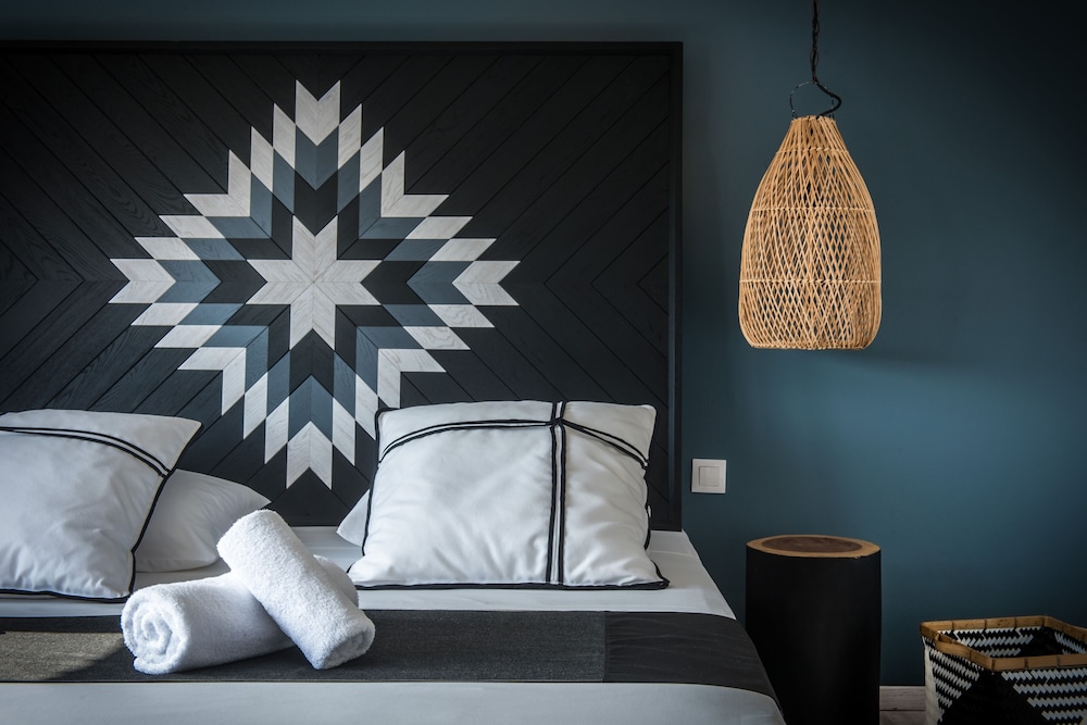 Indigo Suites Collection 21/50